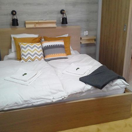 Alexandra Apartment Hajduszoboszlo - Chic Flat Eksteriør billede